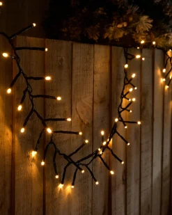 WeRChristmas 400 Chasing Cluster Light String, Warm White^ Cluster Lights