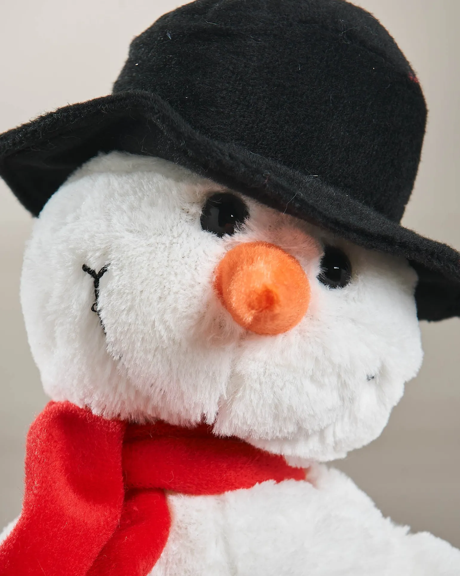 WeRChristmas 30 Cm Walking/Dancing And Singing Christmas Decoration, Snowman^ Novelty|Figurines