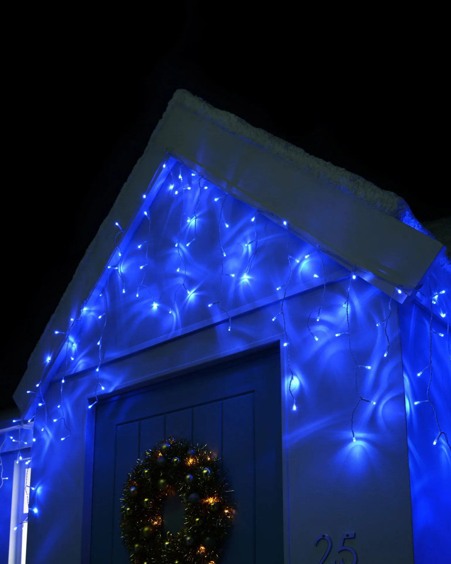 WeRChristmas 360 Icicle LED Light String, Blue, 8.8 M^ Icicle Lights