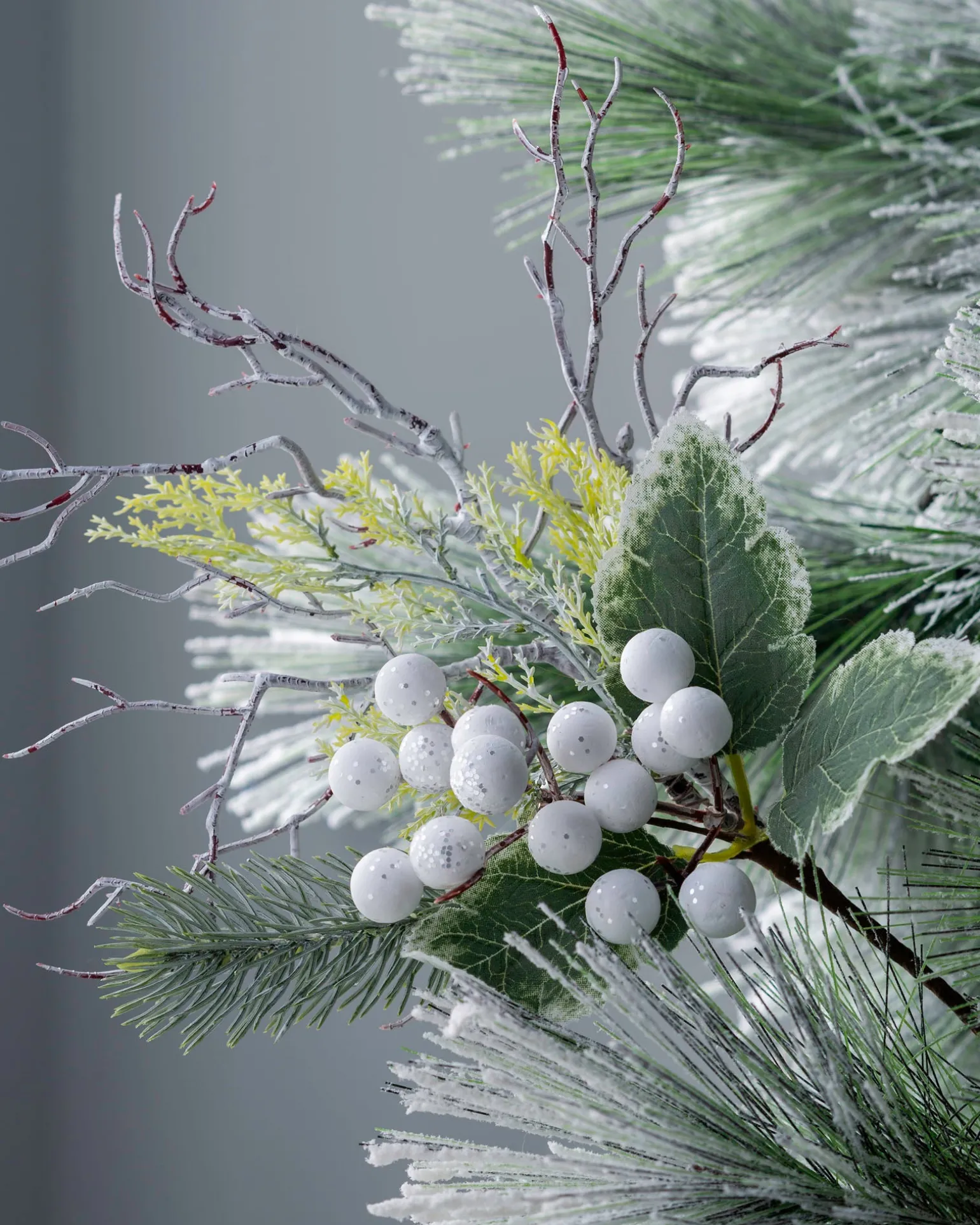 WeRChristmas Artificial Frosted Berries Pick, White, 31 Cm^ Flowers & Foliage|Flowers & Foliage