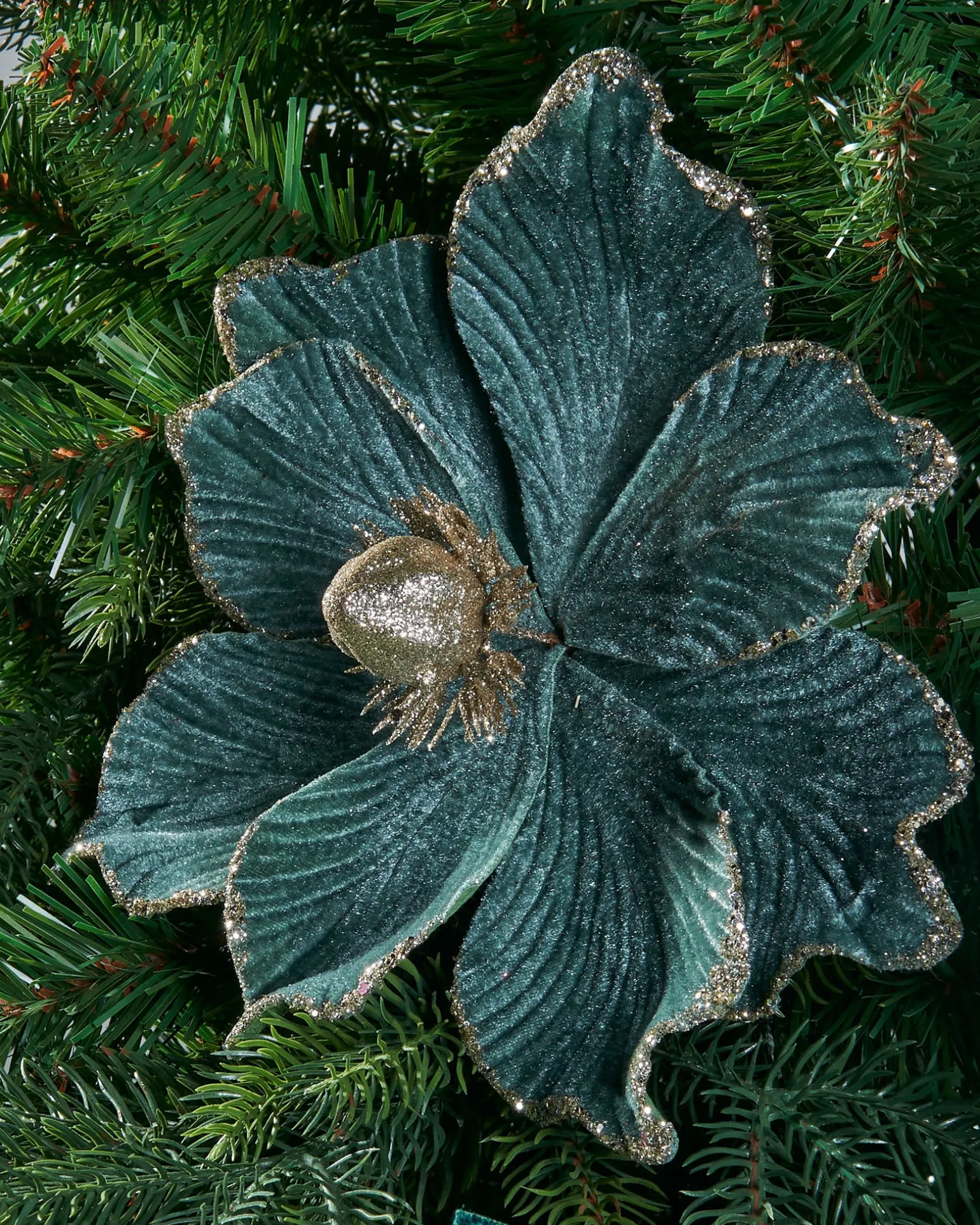 WeRChristmas Artificial Magnolia Flower, Emerald, 23 Cm^ Flowers & Foliage|Flowers & Foliage