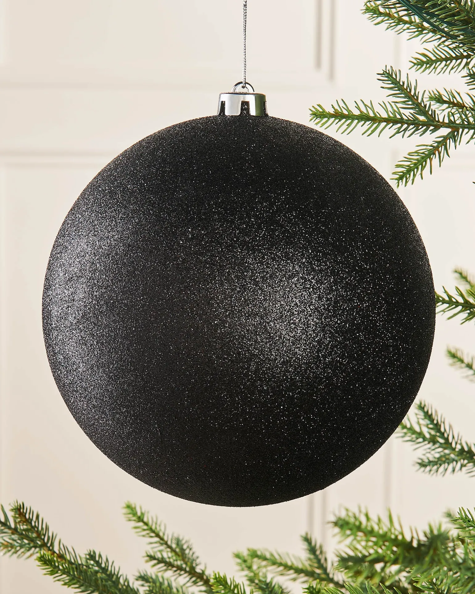 WeRChristmas Black Large Glitter Shatterproof Bauble, 20 Cm^ Oversized Baubles|Shatterproof Baubles