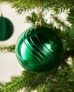WeRChristmas Christmas Green Shatterproof Baubles, 16 Pack, 8 Cm^ Shatterproof Baubles