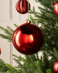 WeRChristmas Christmas Red Large Gloss Shatterproof Bauble, 15 Cm^ Oversized Baubles|Shatterproof Baubles