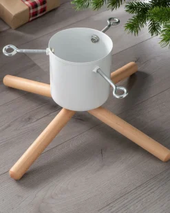 WeRChristmas Christmas Tree Stand With Water Tank For 7 Ft And Under, 46 Cm^ Stands
