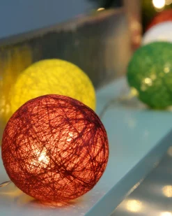 WeRChristmas Cotton Ball 20 LED Light String, 1.5 M^ Fairy Lights