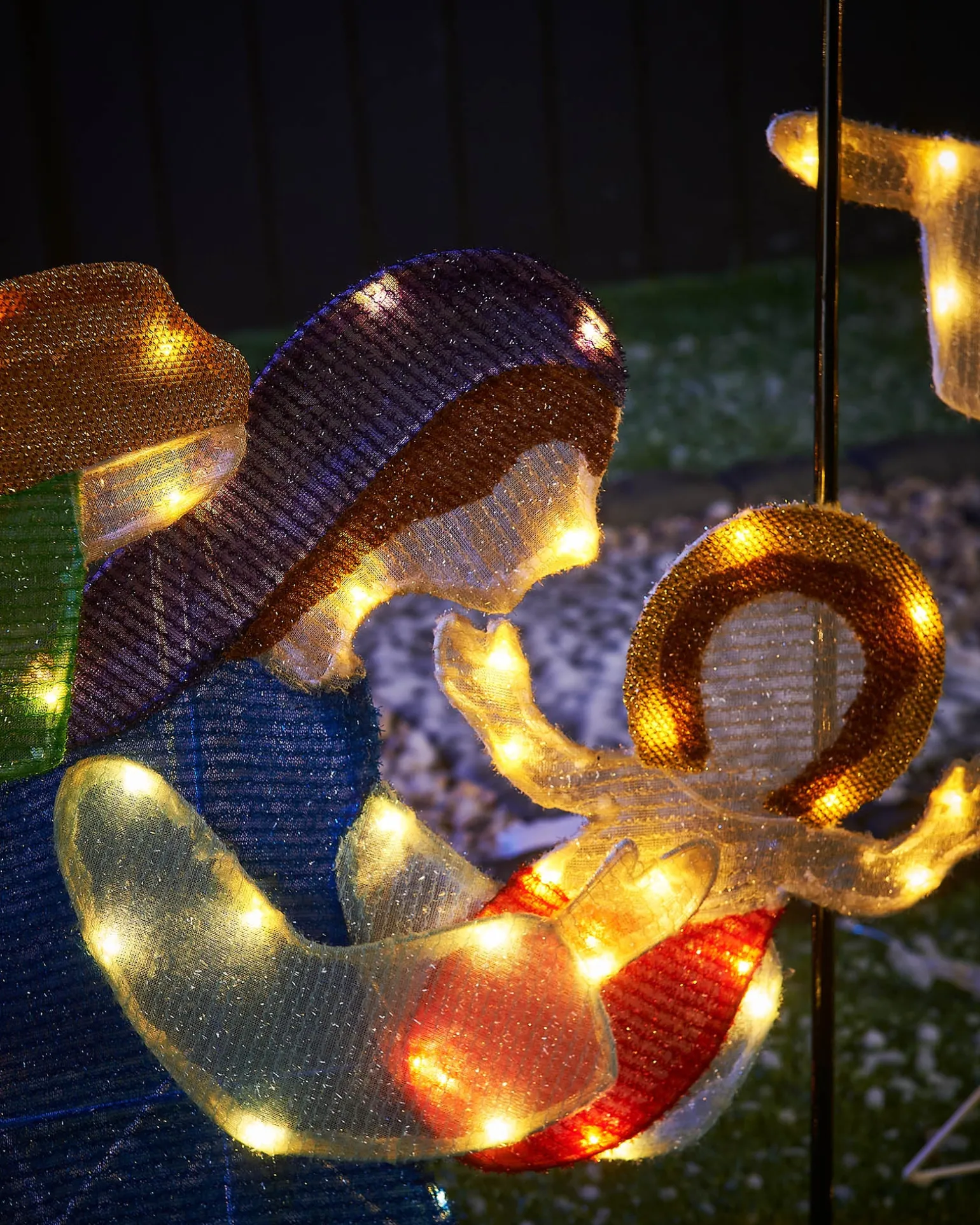 WeRChristmas 2D Tinsel Nativity Scene Silhouette^ Christmas Characters
