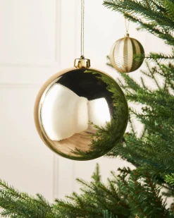 WeRChristmas Gold Large Gloss Shatterproof Bauble, 15 Cm^ Oversized Baubles|Shatterproof Baubles