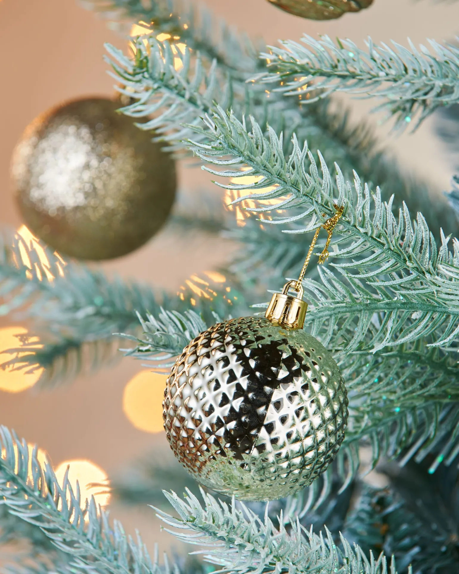 WeRChristmas Gold Shatterproof Baubles, 50 Pack, 6 Cm^ Shatterproof Baubles