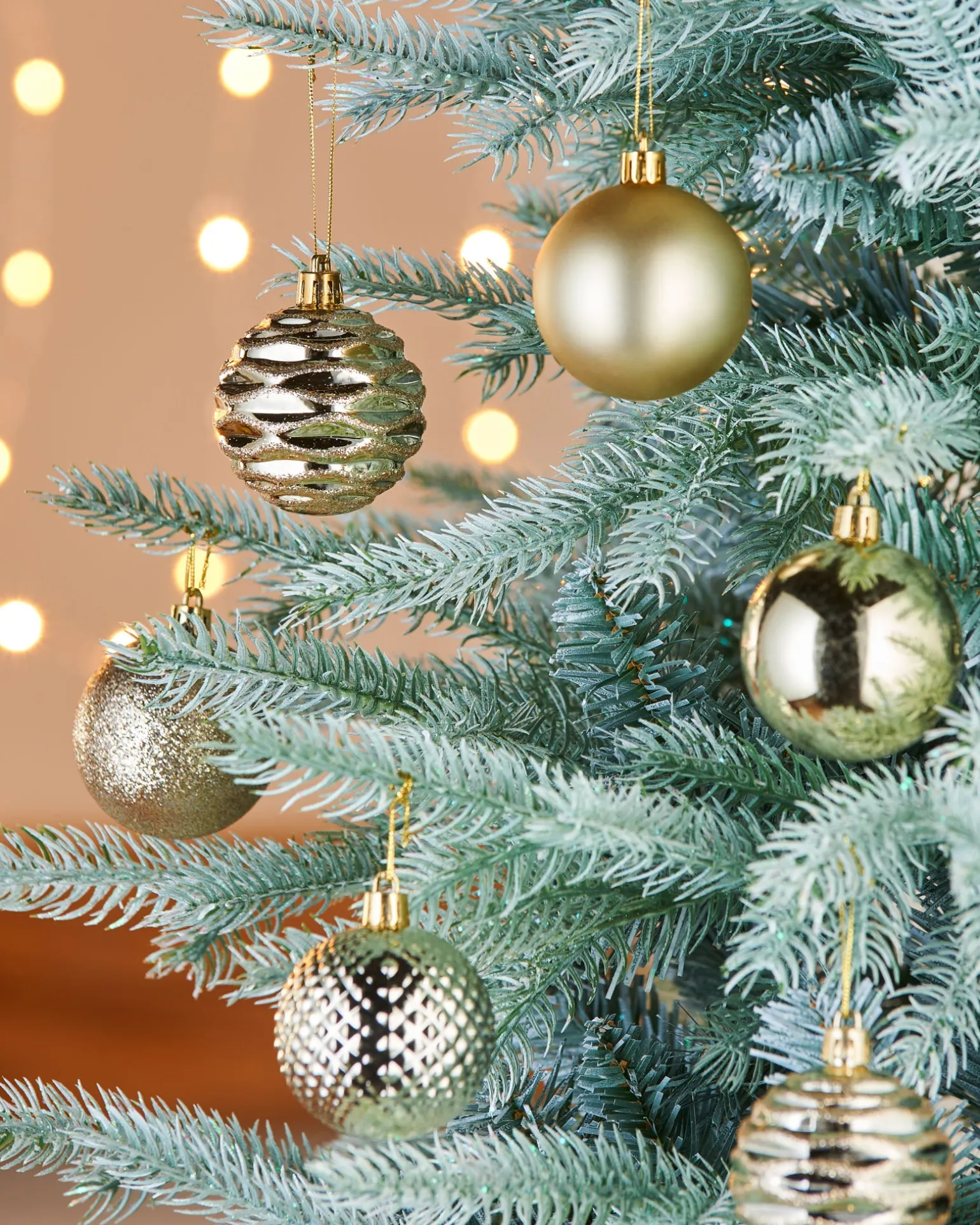 WeRChristmas Gold Shatterproof Baubles, 50 Pack, 6 Cm^ Shatterproof Baubles