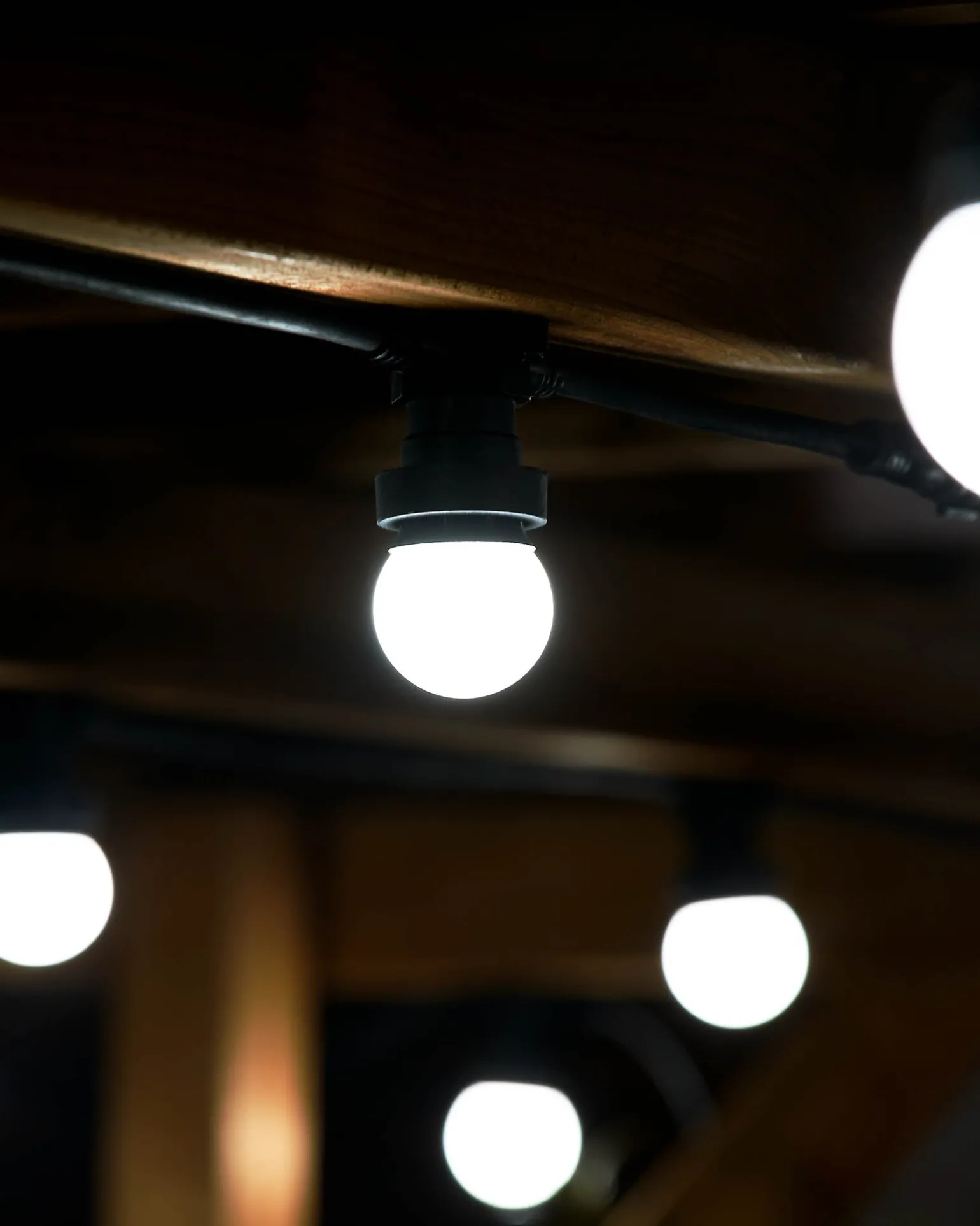 WeRChristmas LINK FESTOON E27 Belt, Connectable, 15 Sockets, 33 Cm Spacing^ Link Festoon|Festoon Lights