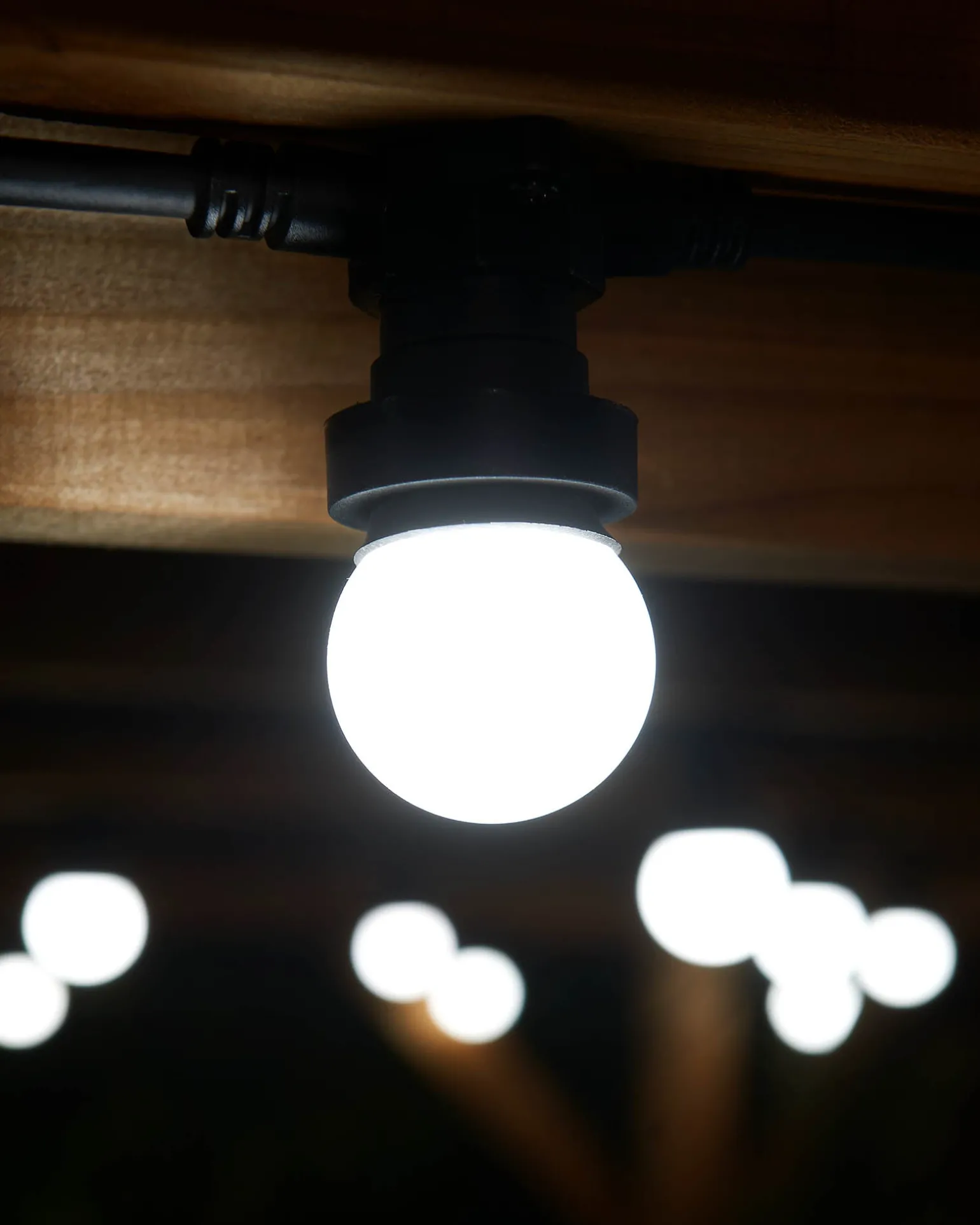 WeRChristmas LINK FESTOON E27 Belt, Connectable, 15 Sockets, 33 Cm Spacing^ Link Festoon|Festoon Lights
