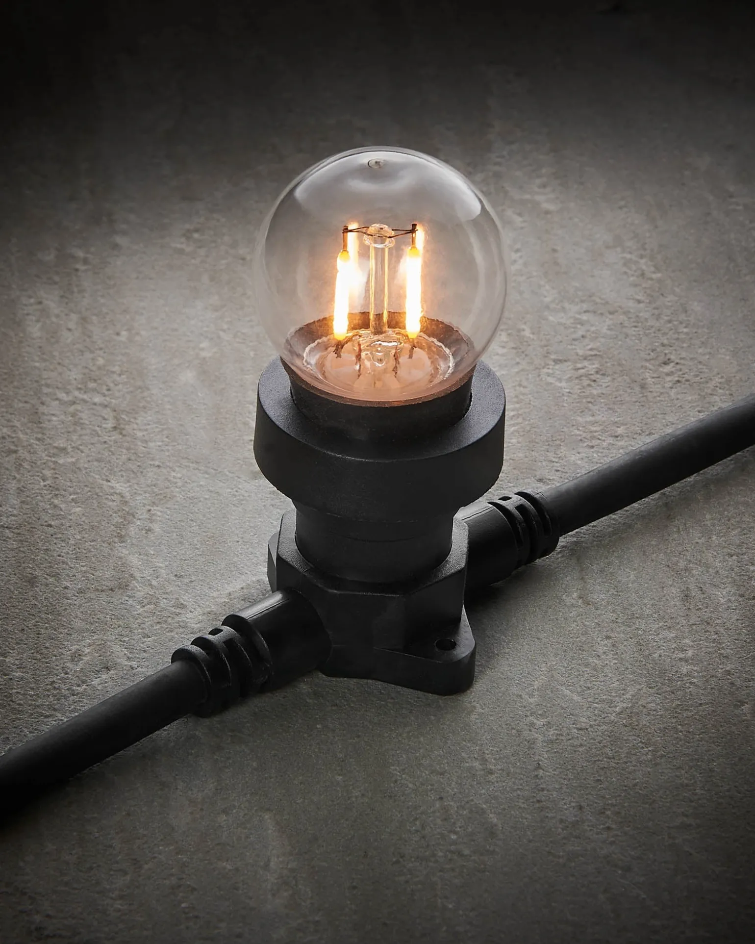 WeRChristmas LINK FESTOON 2W E27 Dimmable Filament LED Bulb, Warm White^ Link Festoon|Connectable Lights