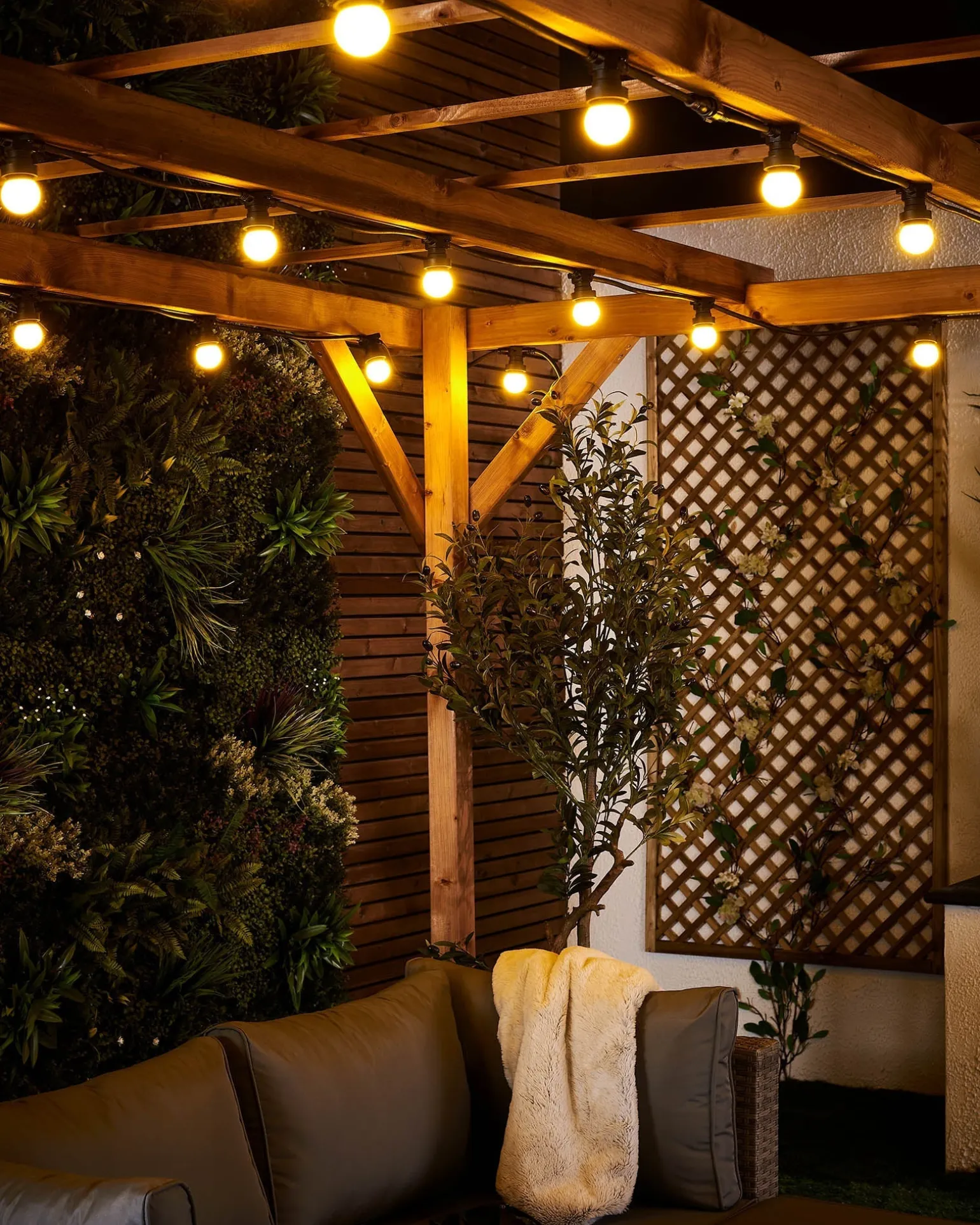 WeRChristmas LINK FESTOON 1.3W E27 LED Bulb, Yellow^ Link Festoon|Festoon Lights