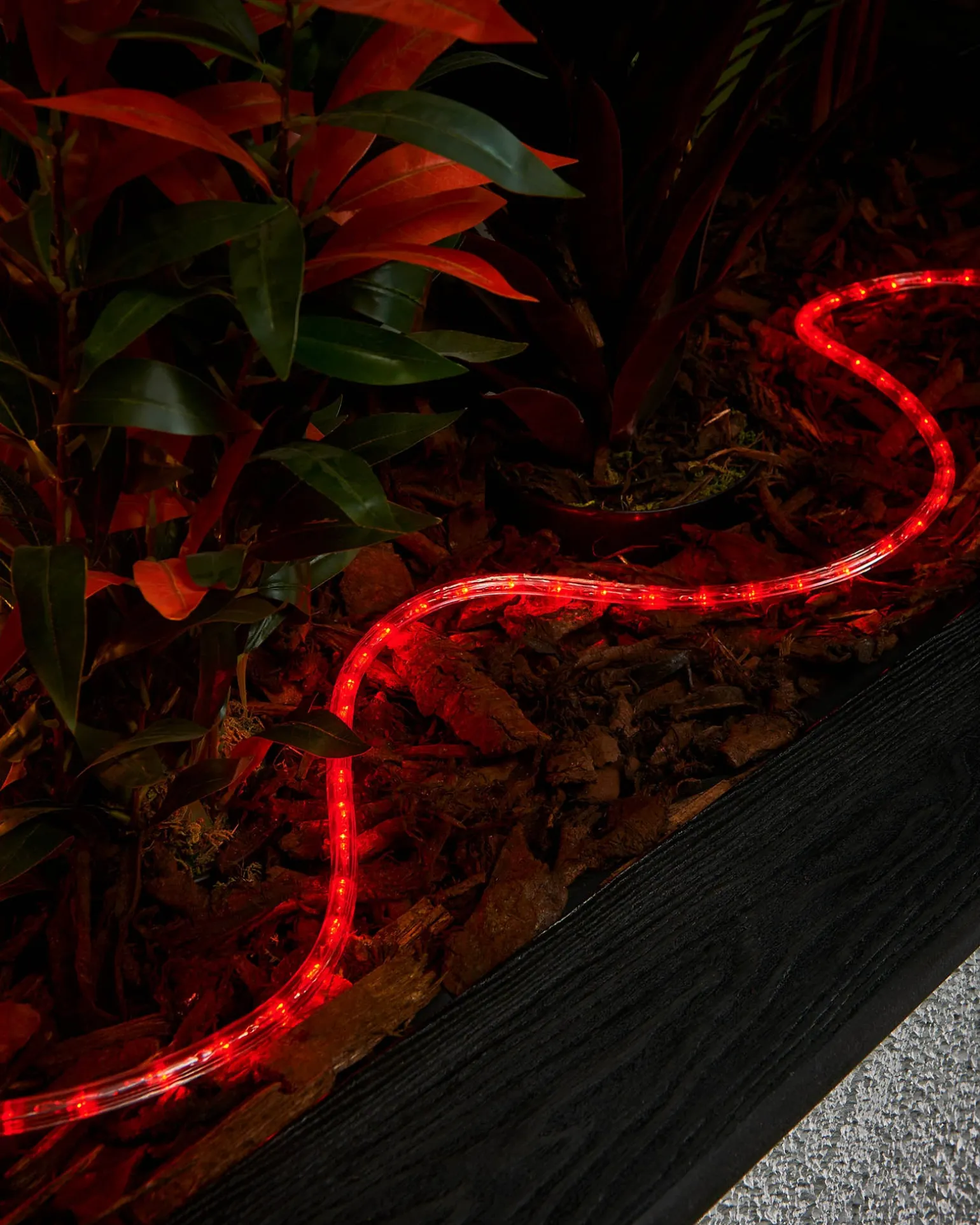 WeRChristmas LINK PRO Rope Light, Made To Measure, Red^ Link Pro|Connectable Lights