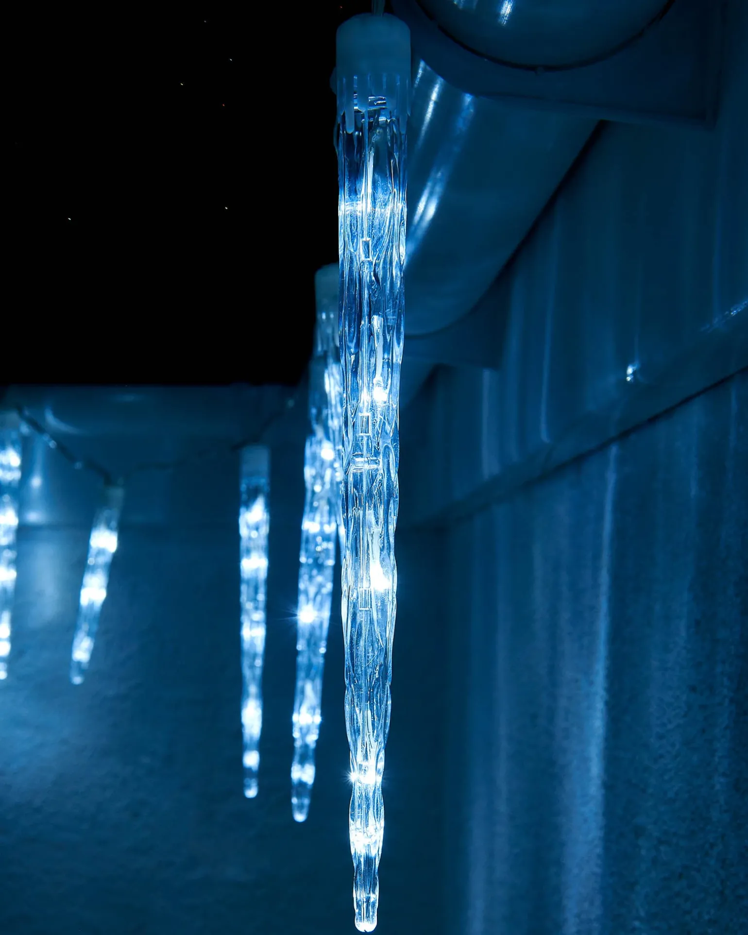 WeRChristmas LINK UP LED Icicle Drop Lights, White^ Link Up|Icicle Lights