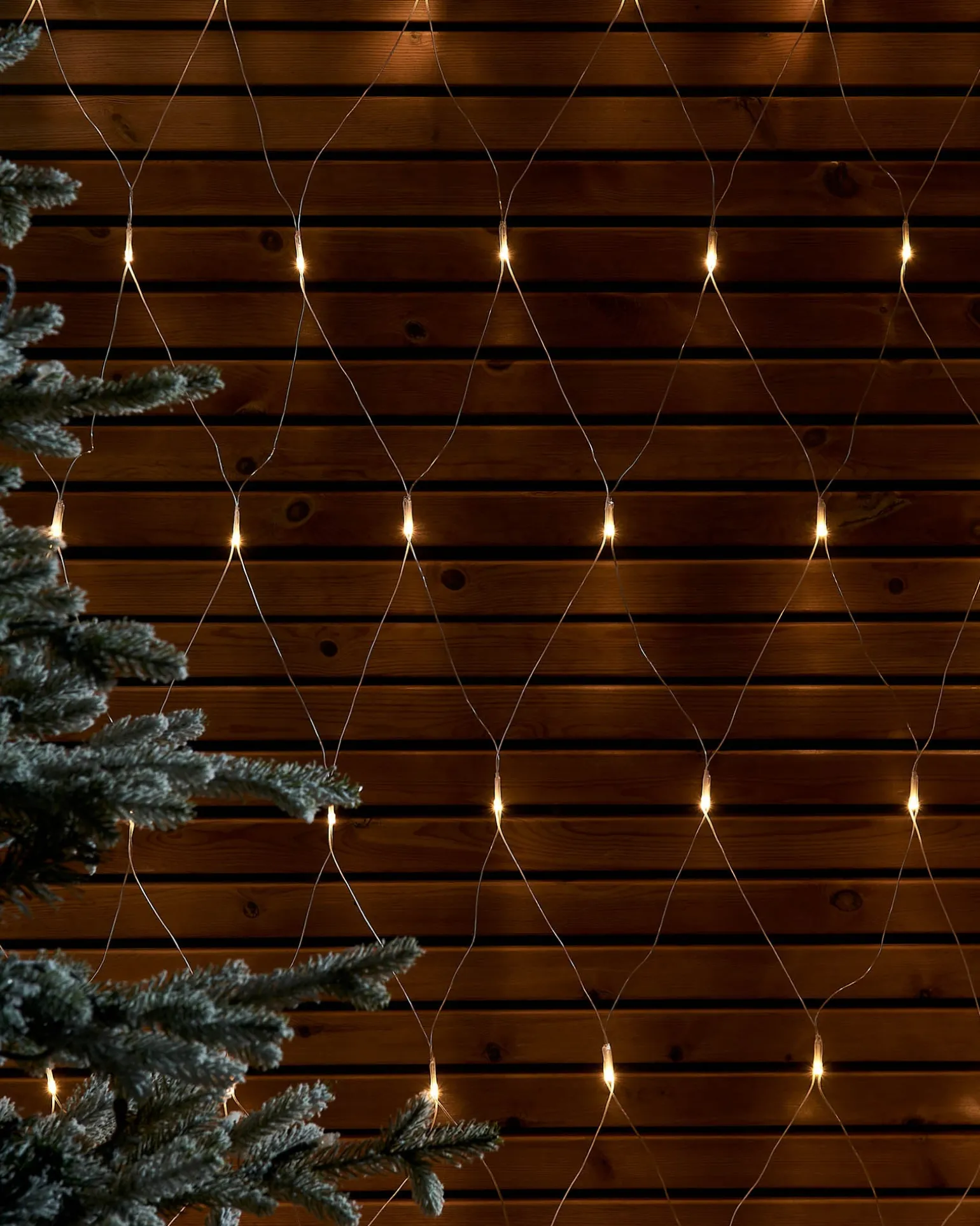WeRChristmas LINK UP LED Net Lights, 2 M X 2 M, Warm White^ Link Up|Curtain & Net Lights