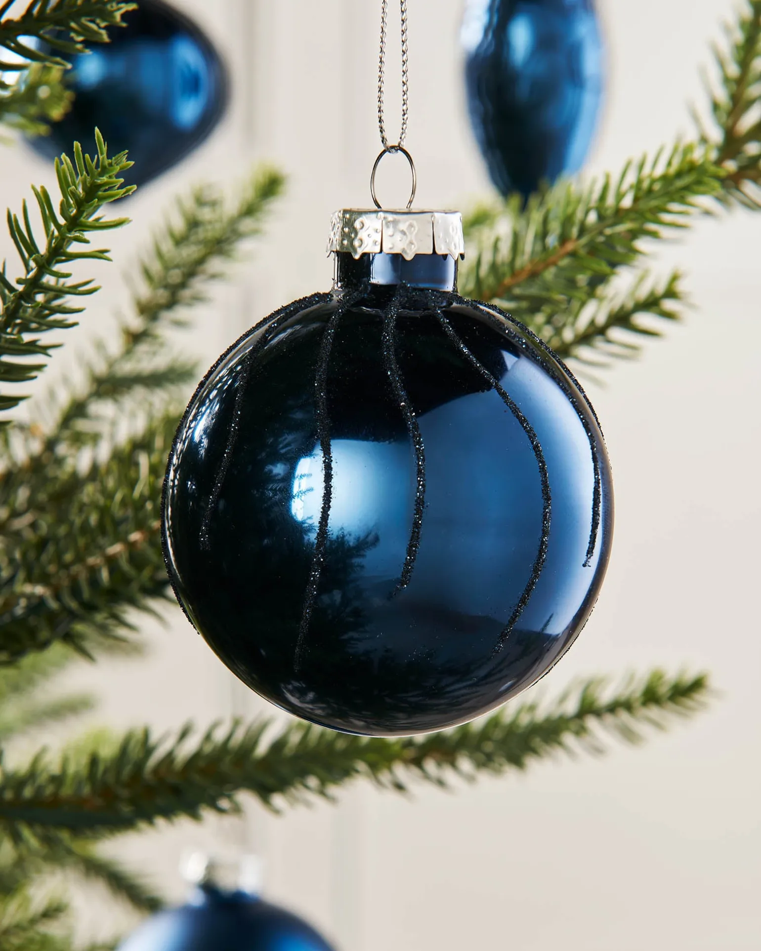 WeRChristmas Navy Blue Glass Baubles, 20 Pack^ Glass Baubles