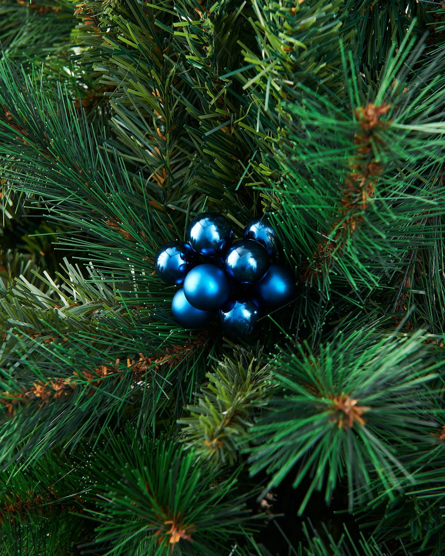 WeRChristmas Navy Blue Glass Berry Cluster Baubles, 10 Pack^ Glass Baubles