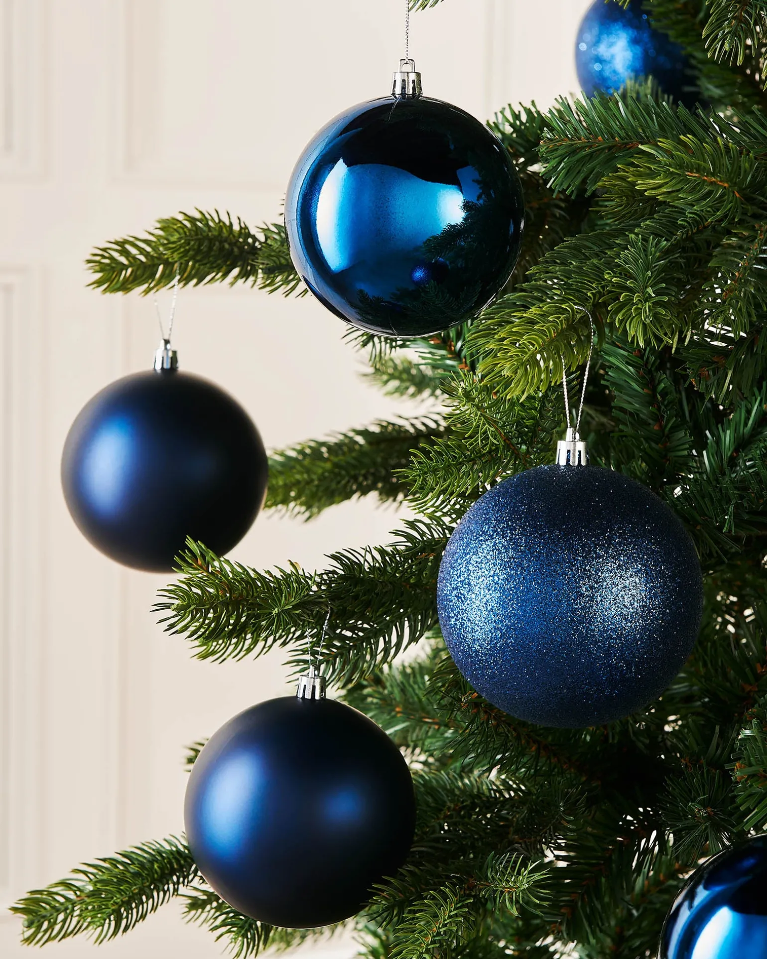 WeRChristmas Navy Blue Shatterproof Baubles, 9 Pack, 10 Cm^ Oversized Baubles|Shatterproof Baubles
