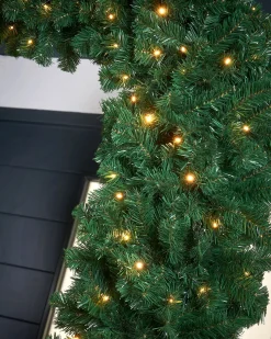 WeRChristmas Pre-Lit Arch Doorway Garland, 8 Ft^ Pre Lit Garlands