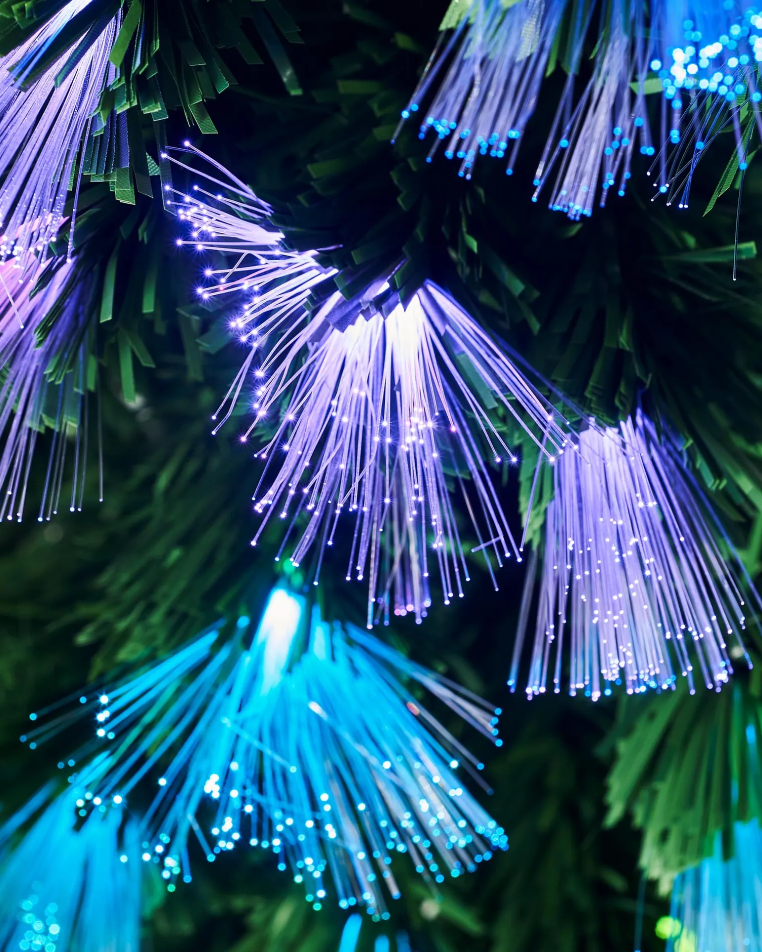 WeRChristmas Pre-Lit Colour Changing Fibre Optic Christmas Tree, 5 Ft^ Budget Christmas Trees|Fibre Optic Christmas Trees