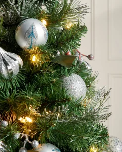 WeRChristmas Pre-Lit Decorated Christmas Tree, 4 Ft^ Budget Christmas Trees|Potted Christmas Trees