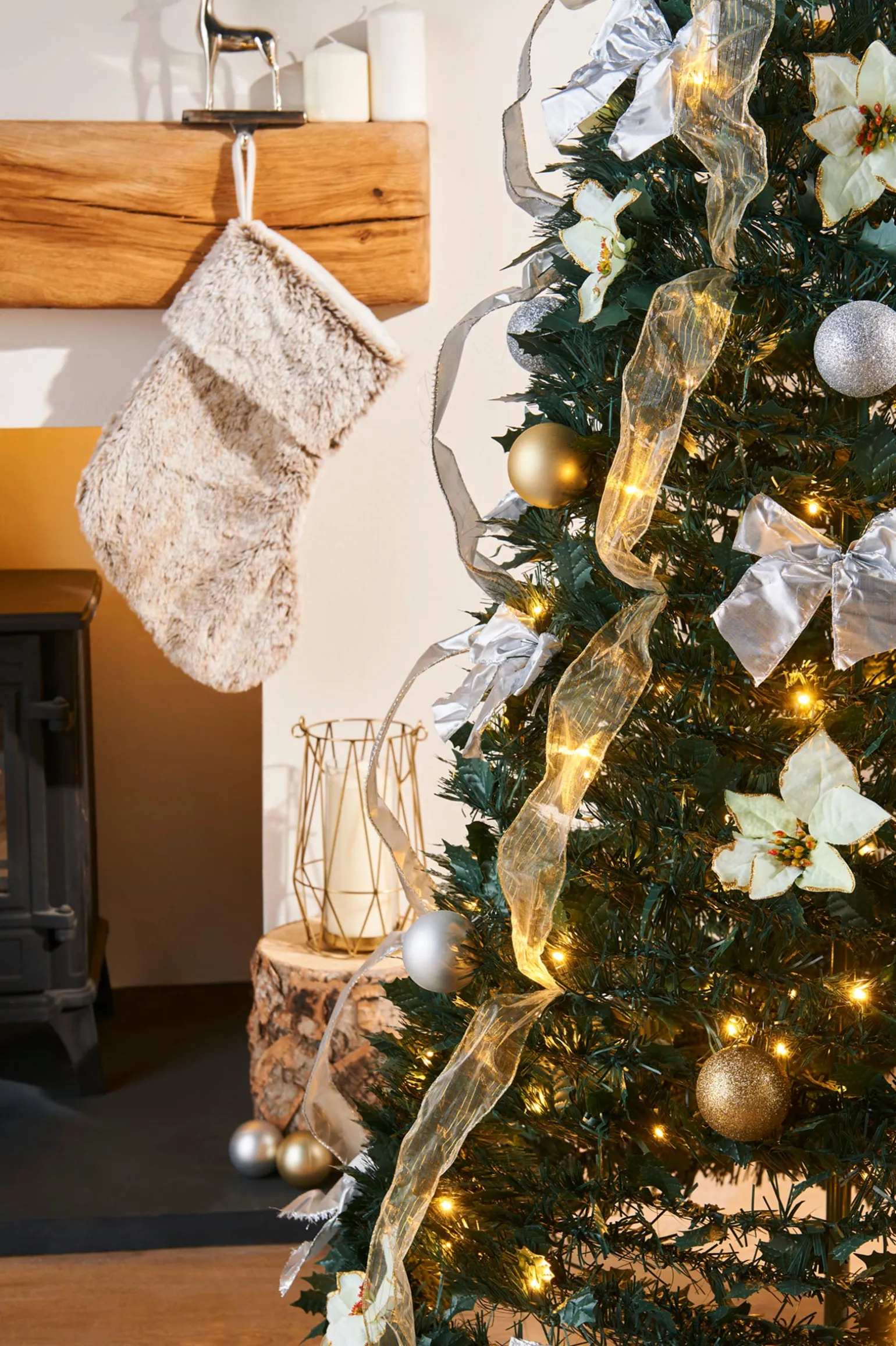 WeRChristmas Pre-Lit Decorated Holly Pop-Up Christmas Tree, Champagne & Silver, 6 Ft^ Budget Christmas Trees|Pre Lit Christmas Trees