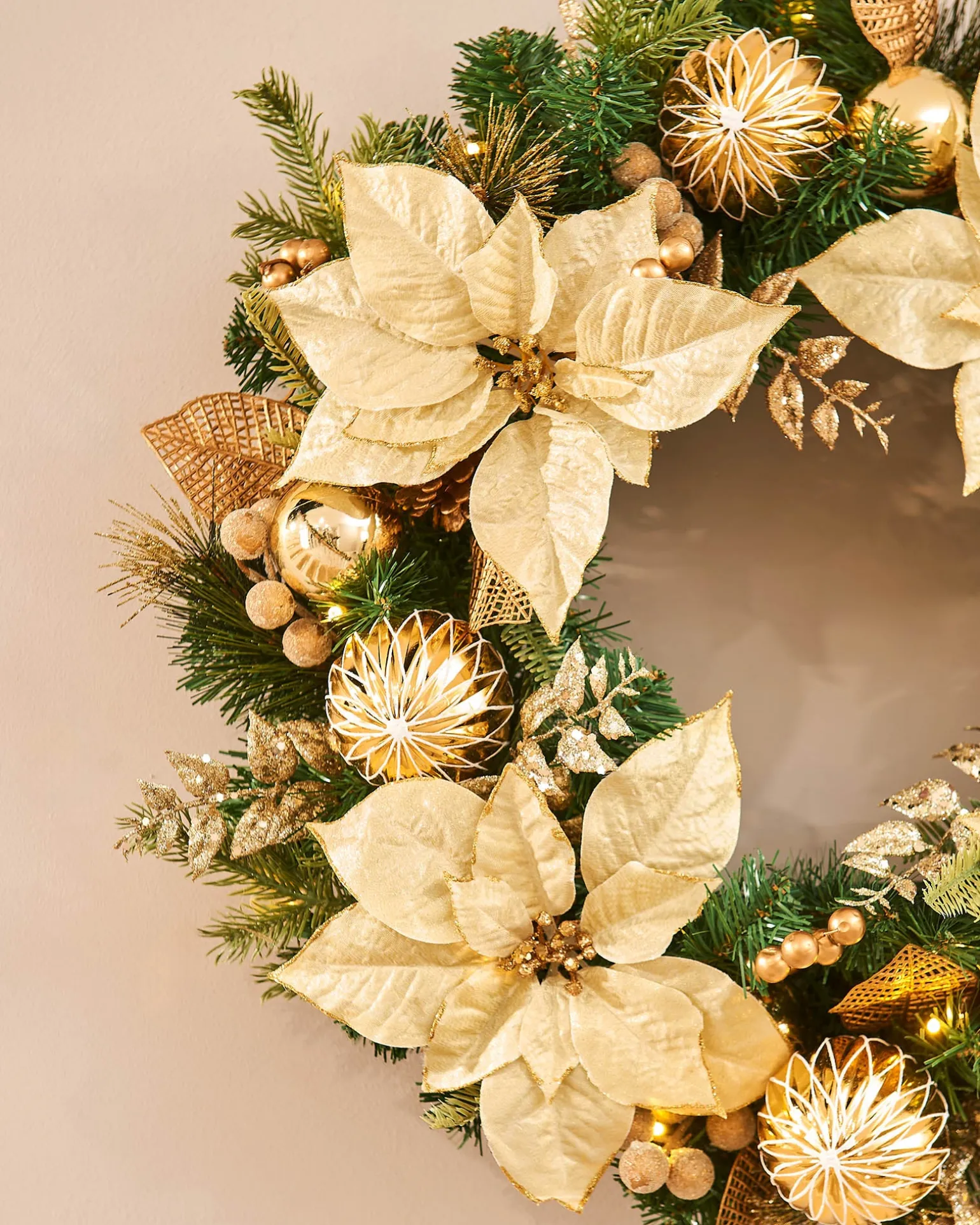 WeRChristmas Pre-Lit Decorated Wreath, Cream/Gold, 60 Cm^ Decorated Wreaths|Pre Lit Wreaths