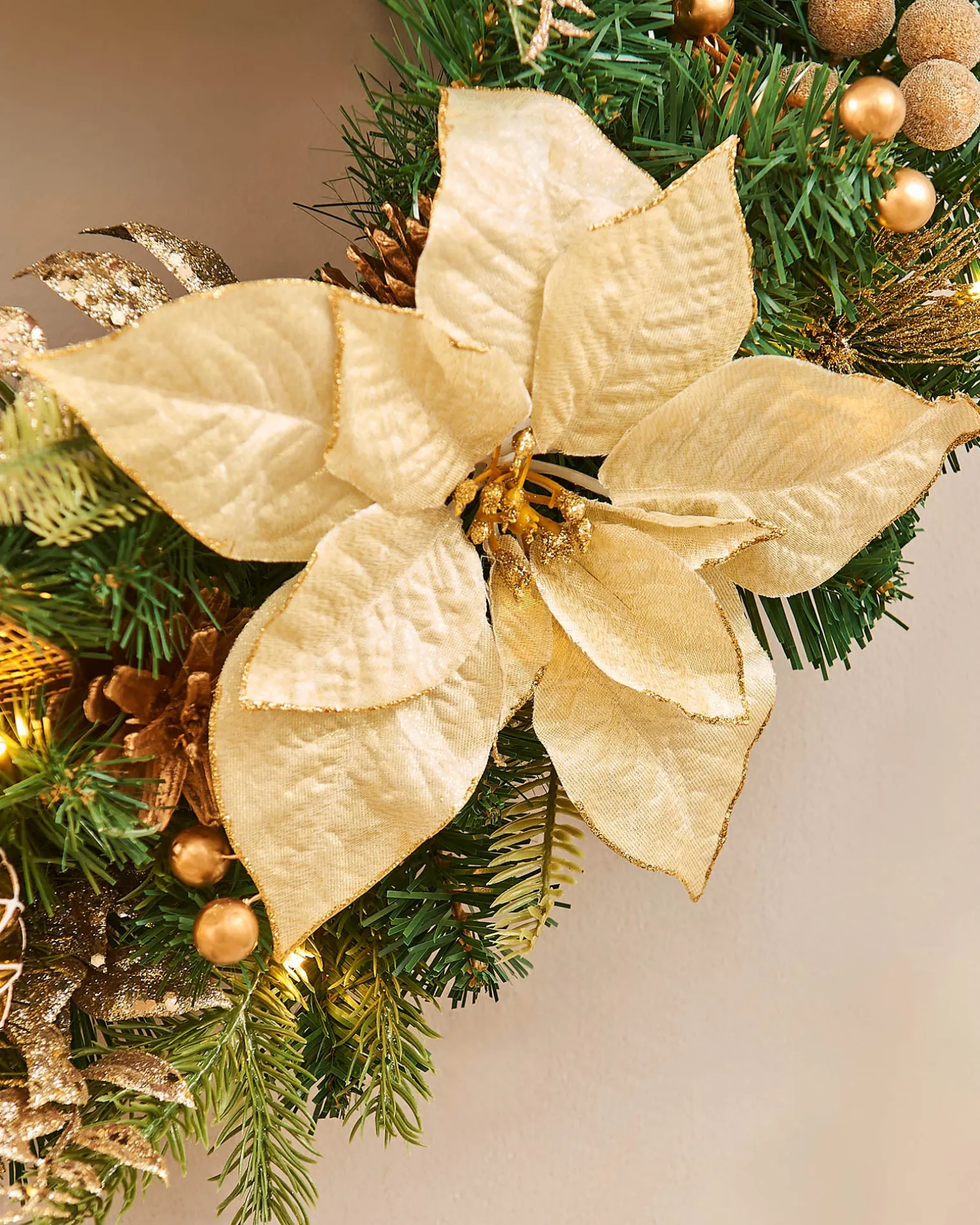 WeRChristmas Pre-Lit Decorated Wreath, Cream/Gold, 60 Cm^ Decorated Wreaths|Pre Lit Wreaths