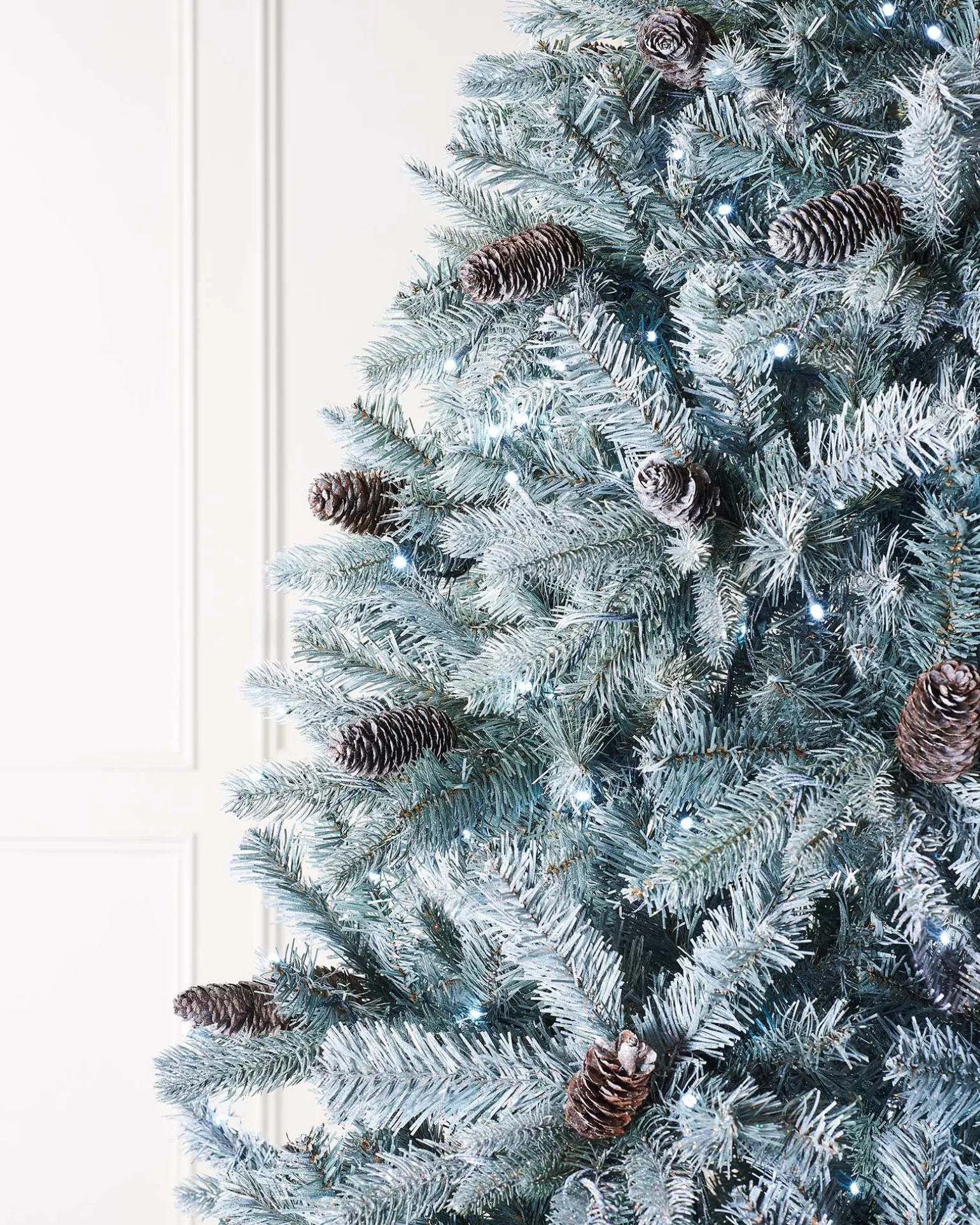 WeRChristmas Pre-Lit Edwardian Spruce Multi-Function Christmas Tree, 5 Ft^ Premium Christmas Trees|Budget Christmas Trees