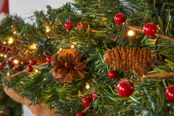 WeRChristmas Pre-Lit Extra Thick Mixed Pine Garland, Pinecones & Berries, 9 Ft^ Decorated Garlands|Pre Lit Garlands
