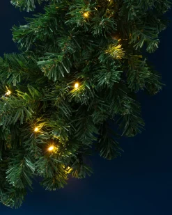 WeRChristmas Pre-Lit Extra Thick Wreath, 76 Cm^ Plain Wreaths|Pre Lit Wreaths
