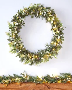 WeRChristmas Pre-Lit Frosted Mistletoe Wreath, 76 Cm^ Decorated Wreaths|Pre Lit Wreaths