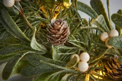 WeRChristmas Pre-Lit Frosted Mistletoe Garland, 9 Ft^ Decorated Garlands|Pre Lit Garlands