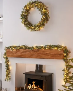 WeRChristmas Pre-Lit Frosted Mistletoe Garland, 9 Ft^ Decorated Garlands|Pre Lit Garlands