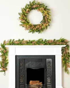 WeRChristmas Pre-Lit Gold Berry Mixed Tip Wreath, 76 Cm^ Decorated Wreaths|Pre Lit Wreaths