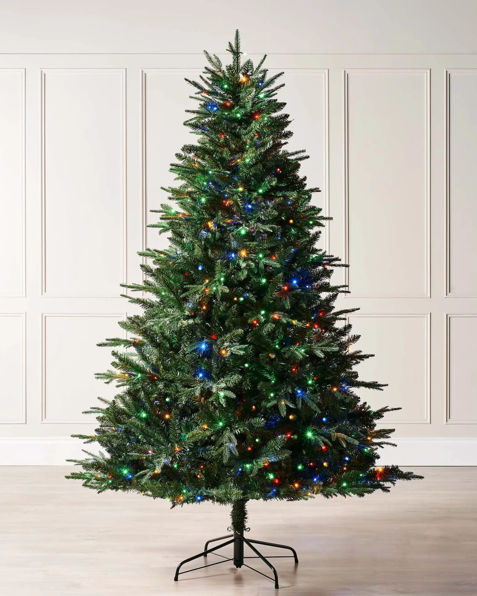 WeRChristmas Pre-lit Grand Alaskan Fir Christmas Tree, Dual Warm White, 8 Ft^ Premium Christmas Trees|Pre Lit Christmas Trees
