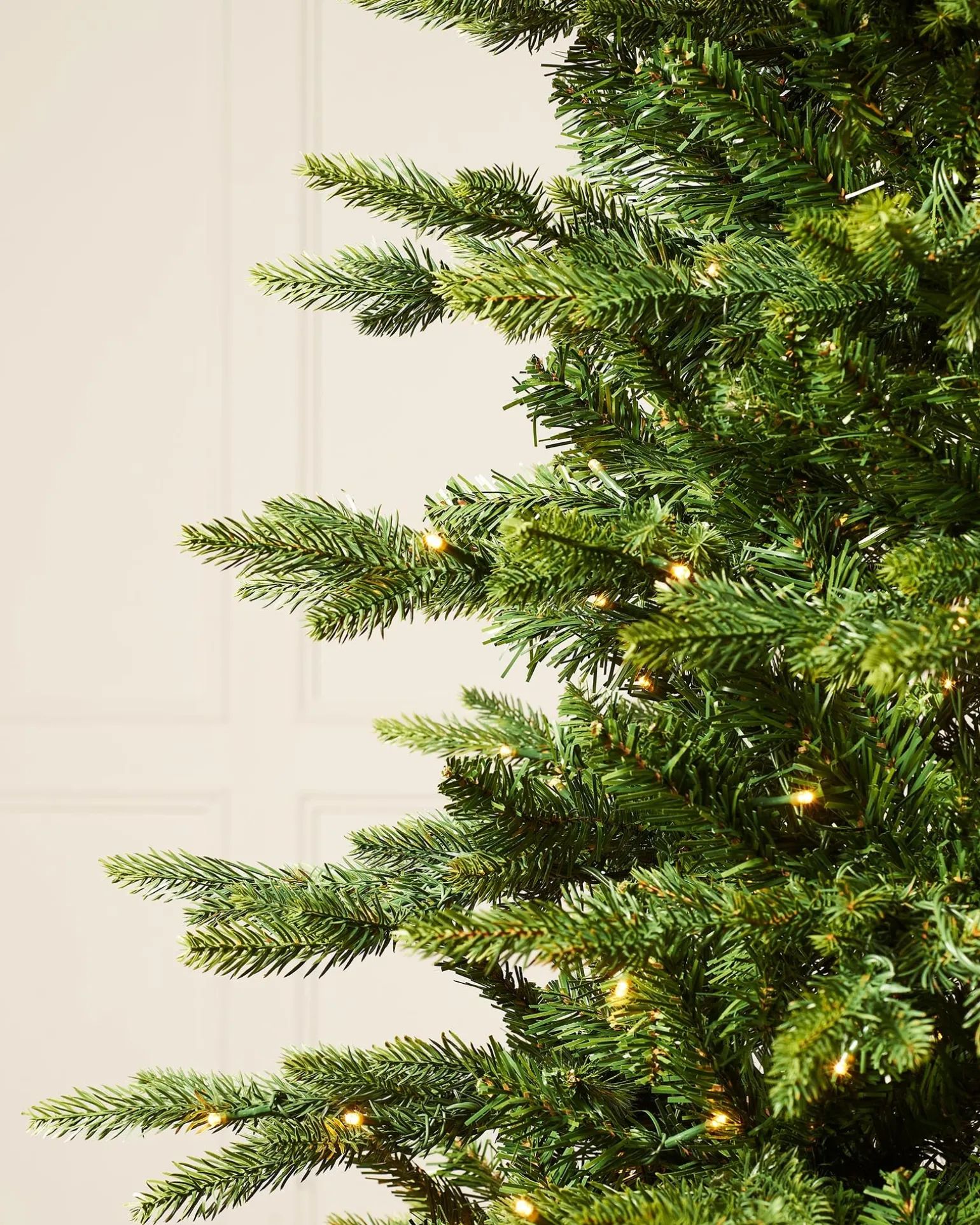 WeRChristmas Pre-Lit Himalayan Fir Christmas Tree, 6 Ft^ Premium Christmas Trees|Pre Lit Christmas Trees
