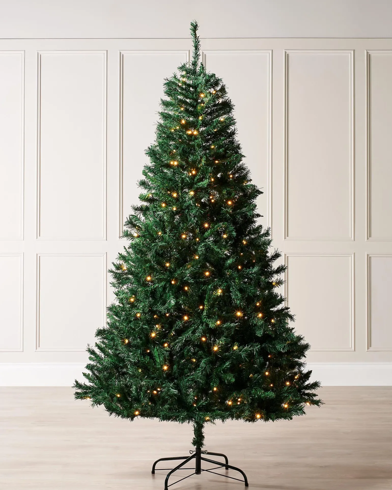 WeRChristmas Pre-Lit Mixed Pine Christmas Tree, 6 Ft^ Budget Christmas Trees|Pre Lit Christmas Trees