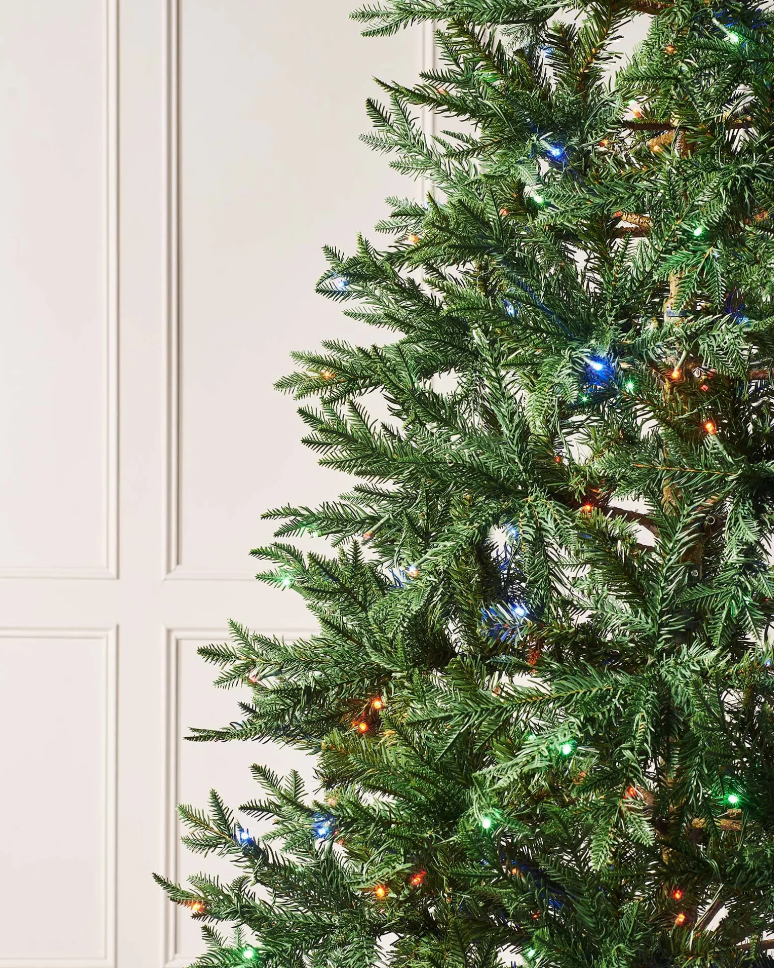 WeRChristmas Pre-Lit Mixed Pine Natural Bark Christmas Tree, 8 Ft^ Pre Lit Christmas Trees