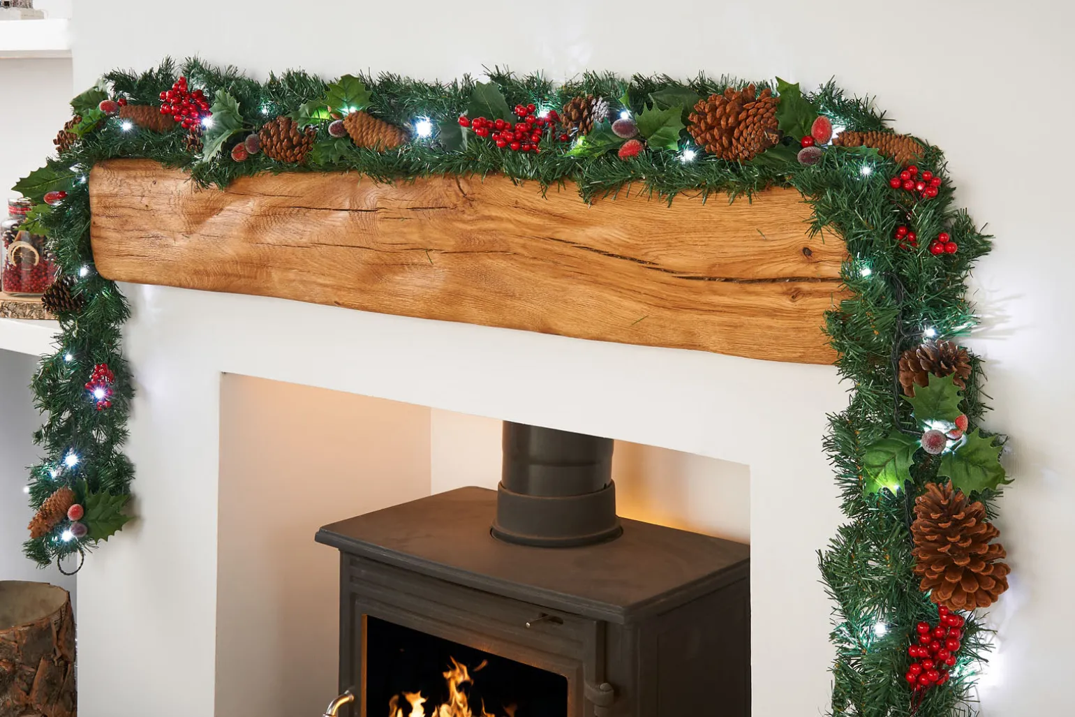 WeRChristmas Pre-Lit Multi-Function Decorated Garland, 9 Ft^ Decorated Garlands|Pre Lit Garlands