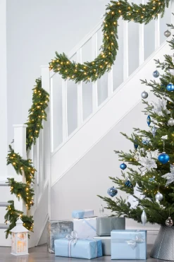 WeRChristmas Pre-Lit Multi-Function Douglas Fir Garland, 9 Ft^ Plain Garlands|Pre Lit Garlands