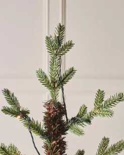 WeRChristmas Pre-Lit Norway Spruce Potted Christmas Tree, 5 Ft^ Budget Christmas Trees|Potted Christmas Trees