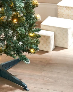 WeRChristmas Pre-Lit Pop-Up Frosted Christmas Tree, 6 Ft^ Snow Flocked Christmas Trees|Budget Christmas Trees