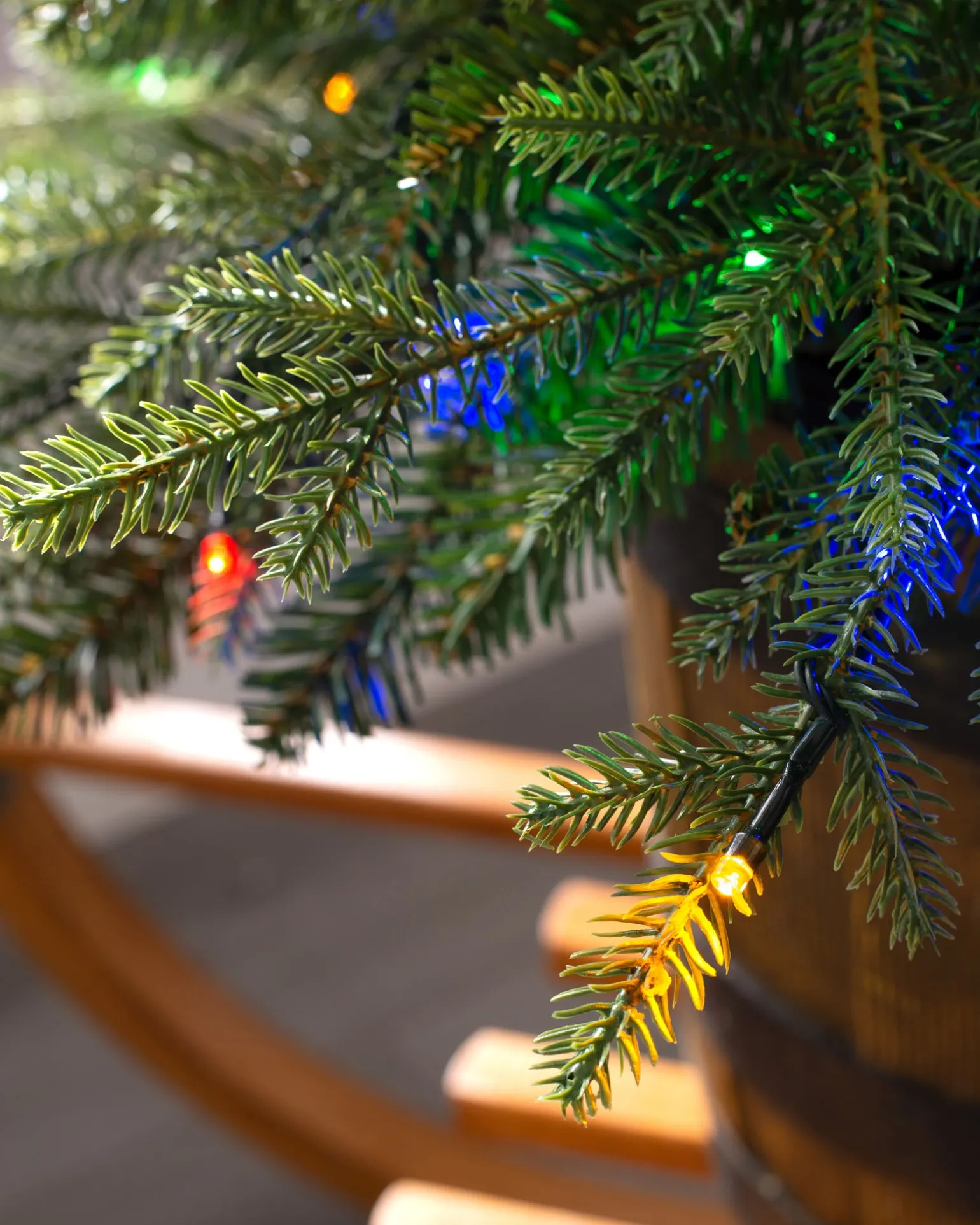 WeRChristmas Pre-Lit Potted Pine Christmas Tree, 4 Ft^ Budget Christmas Trees|Potted Christmas Trees