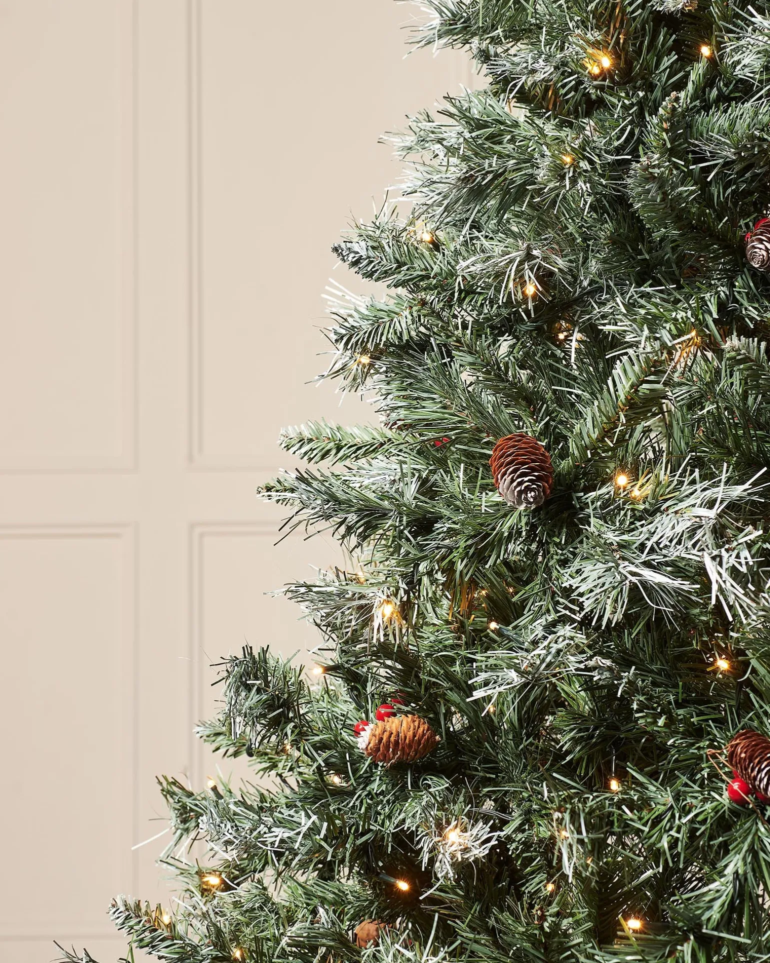 WeRChristmas Pre-Lit Scandinavian Spruce Pinecones & Berries Christmas Tree, 8 Ft^ Snow Flocked Christmas Trees|Pre Lit Christmas Trees