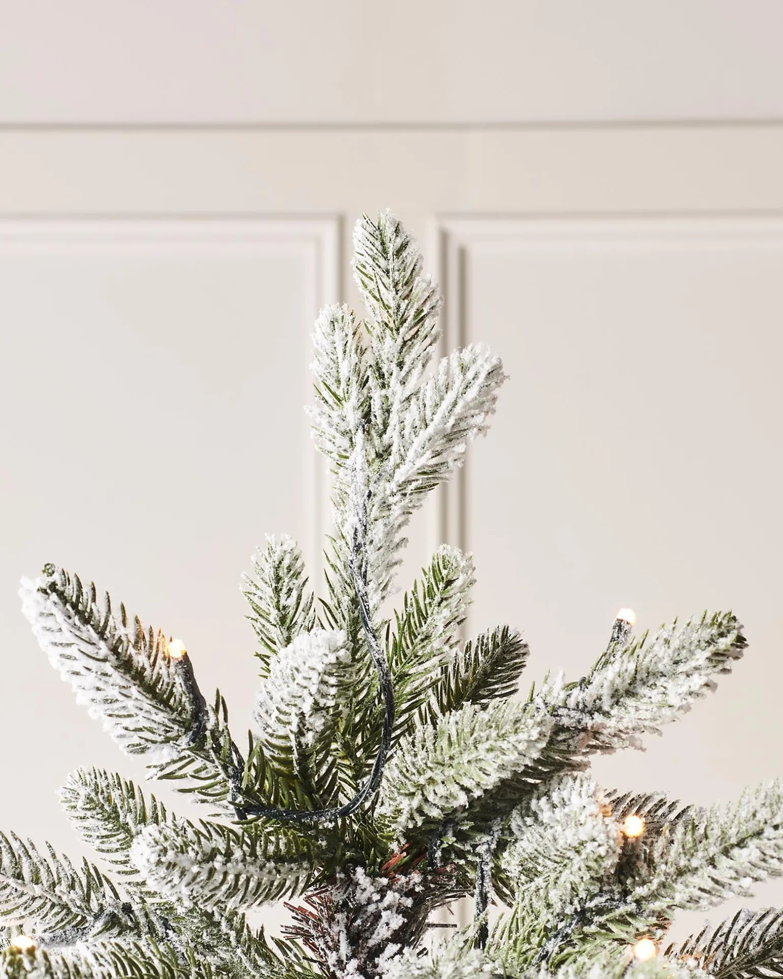 WeRChristmas Pre-Lit Slim Snow Flocked Christmas Tree, 6 Ft^ Snow Flocked Christmas Trees|Pre Lit Christmas Trees