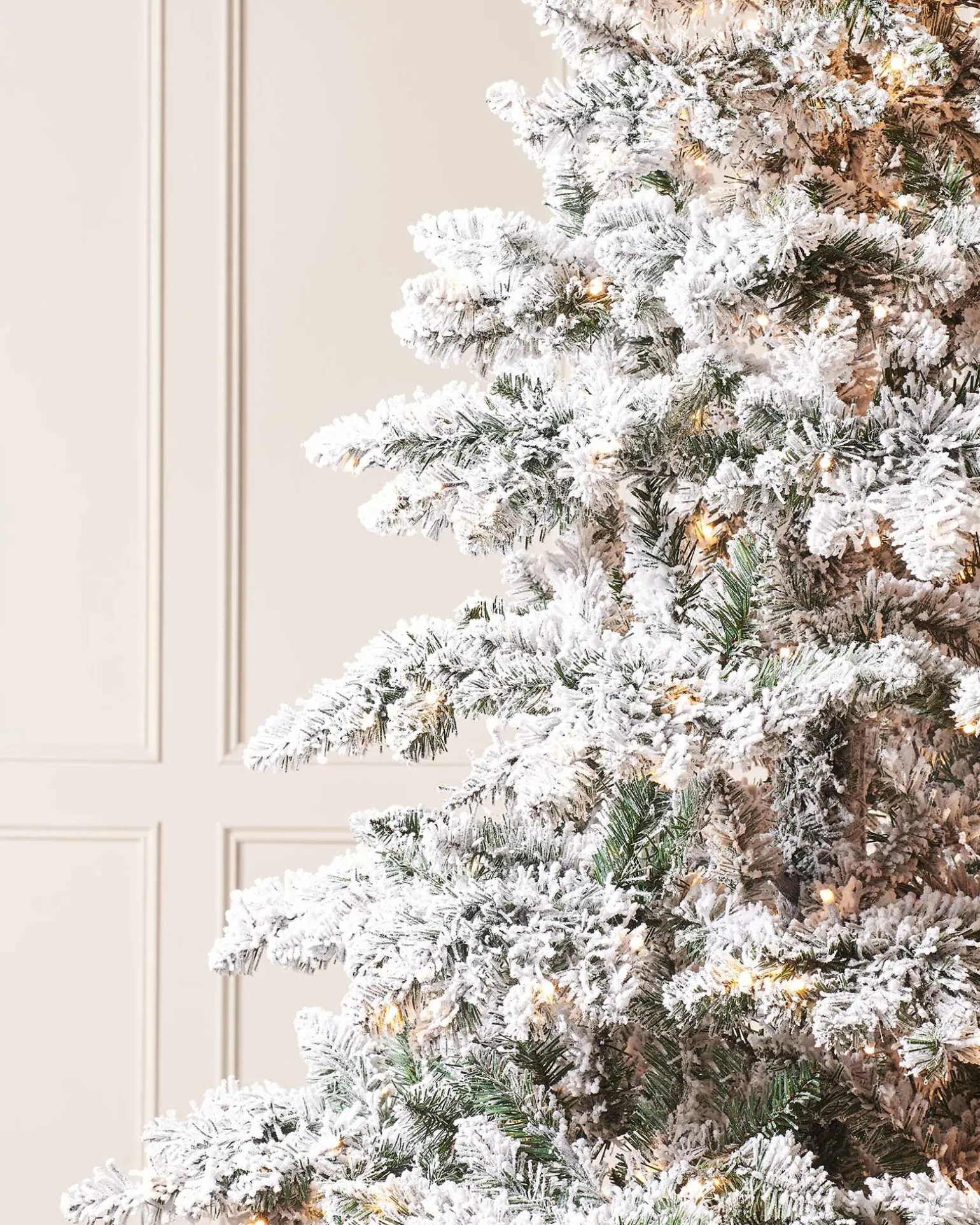 WeRChristmas Pre-Lit Snow Flocked Alpine Christmas Tree, 7 Ft^ Snow Flocked Christmas Trees|Pre Lit Christmas Trees