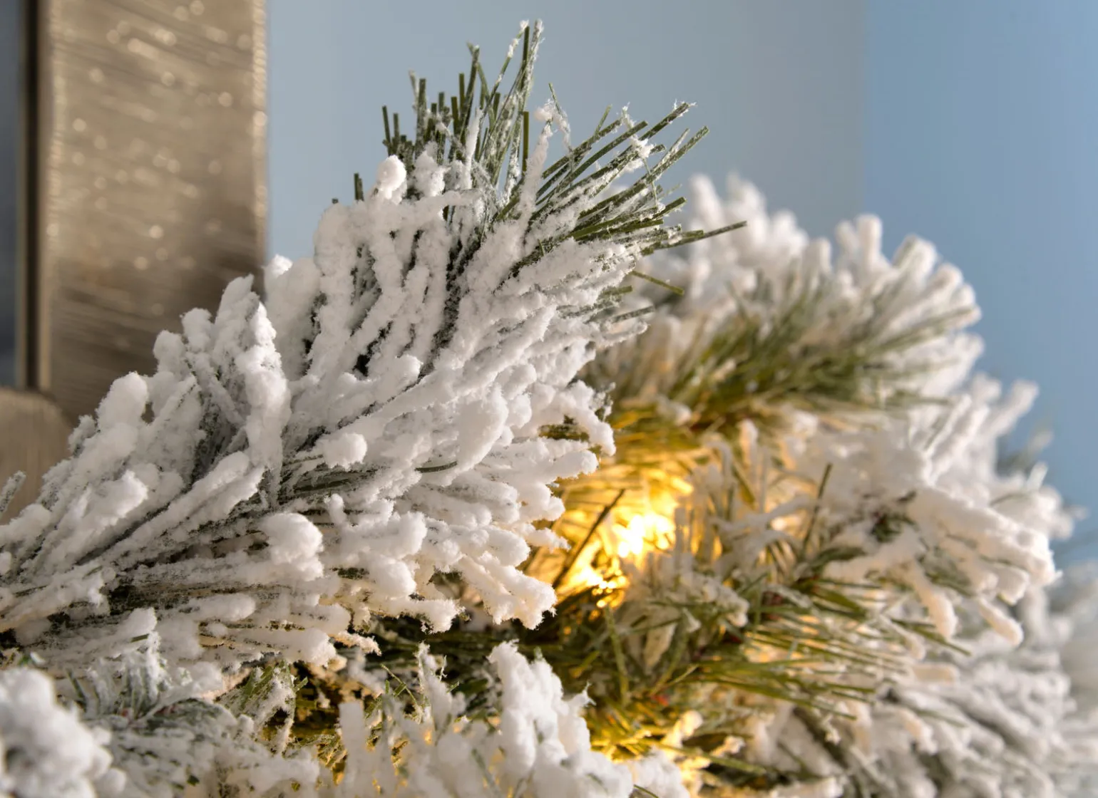 WeRChristmas Pre-Lit Snow Flocked Spruce Garland, 9 Ft^ Snow Flocked Garlands|Pre Lit Garlands